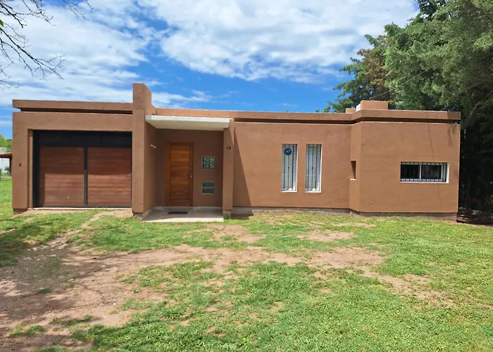 Casa Frente Dique Piedras Moras
