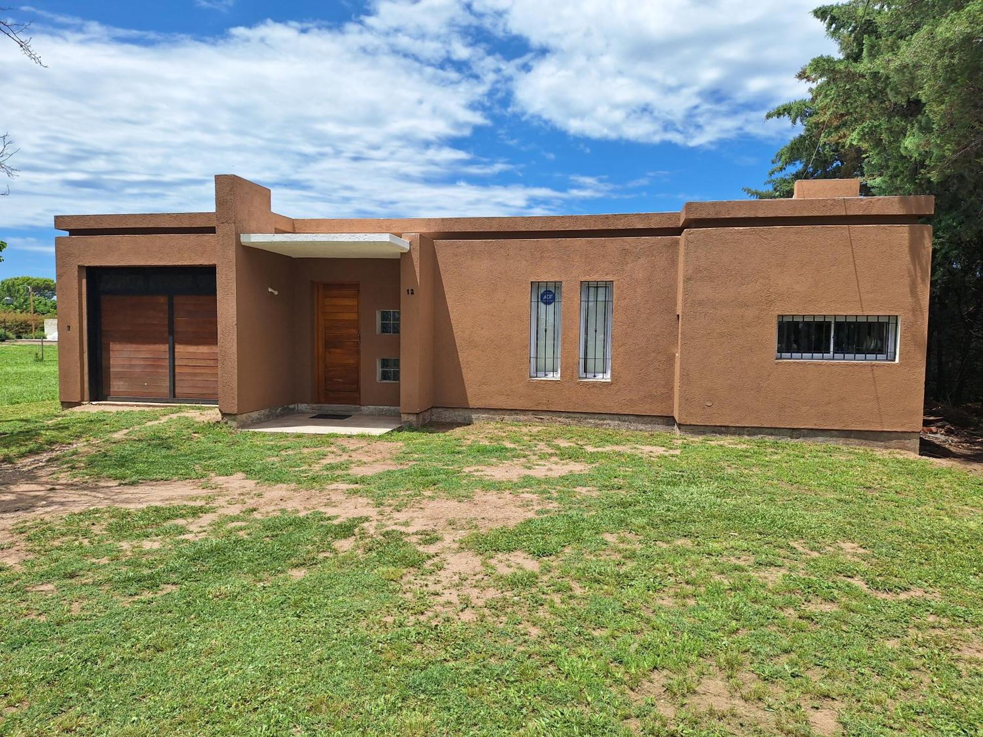 Casa Frente Dique Piedras Moras